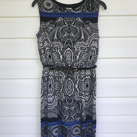Dress size small - Picture 2 of 3